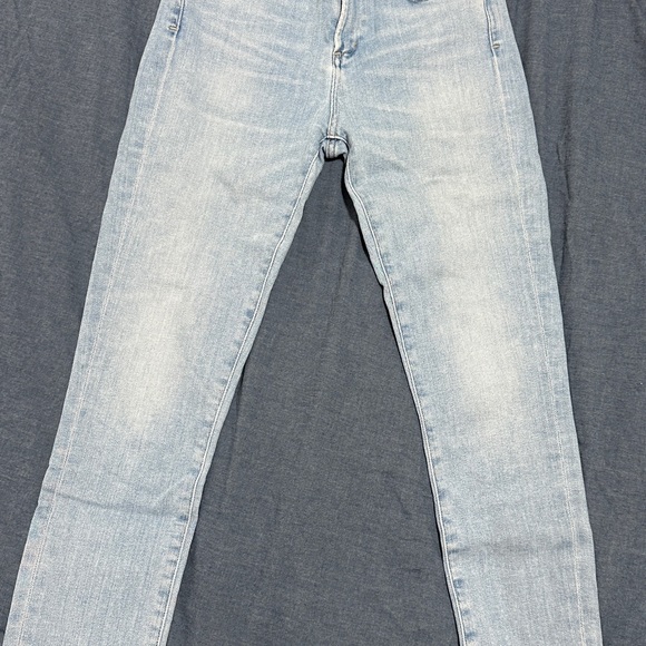 Citizens of Humanity
Rocket Crop Pantheon
#73039 - Picture 3 of 4